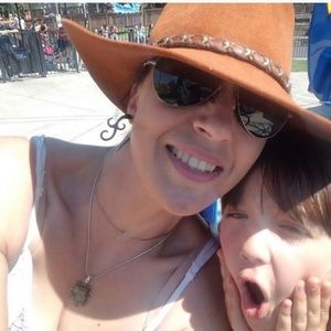 Meet your Posher, Jamillah